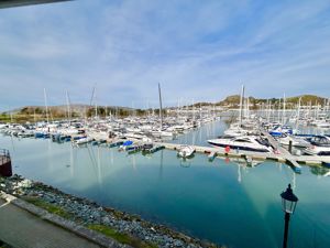 Photo 18- click for photo gallery